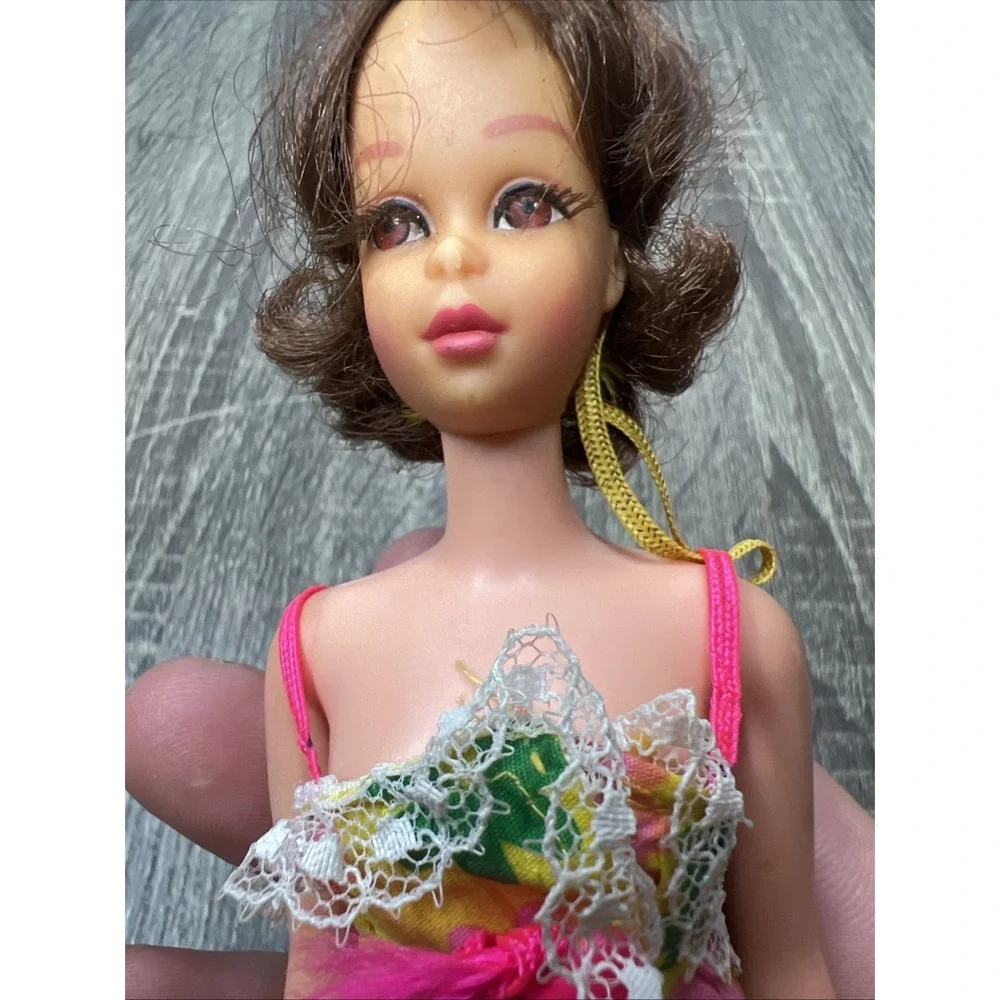 VTG Francie Short Flip Barbie Doll TNT 1170 Brunette 1969 MOD Outfit Mattel 60s